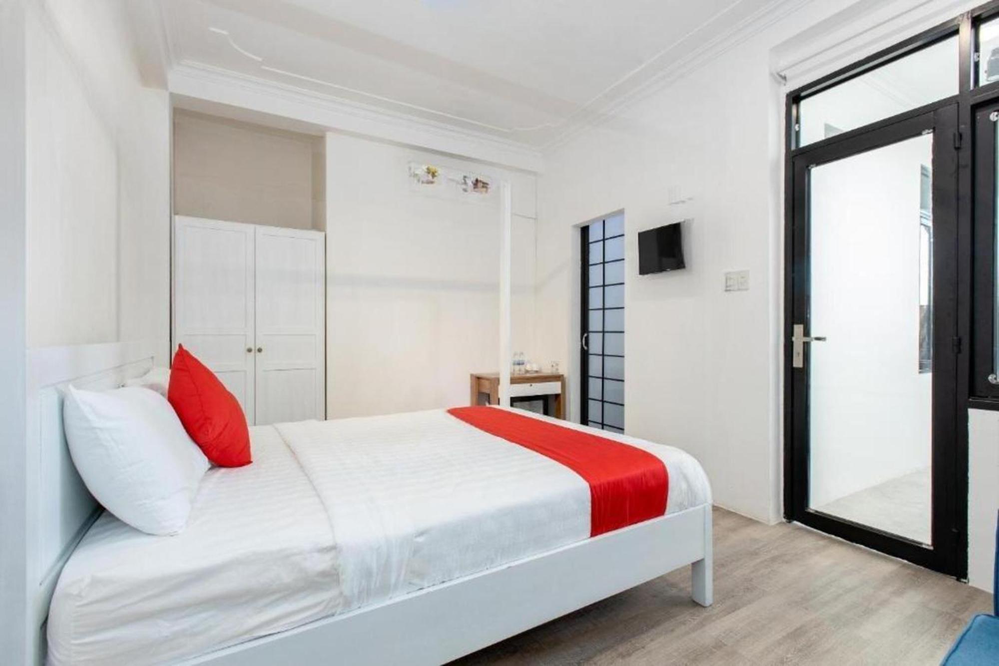 Gis Hotel Nha Trang & Motorbike Rental Esterno foto