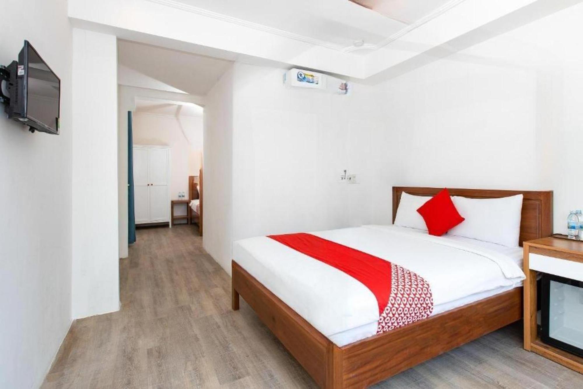 Gis Hotel Nha Trang & Motorbike Rental Esterno foto
