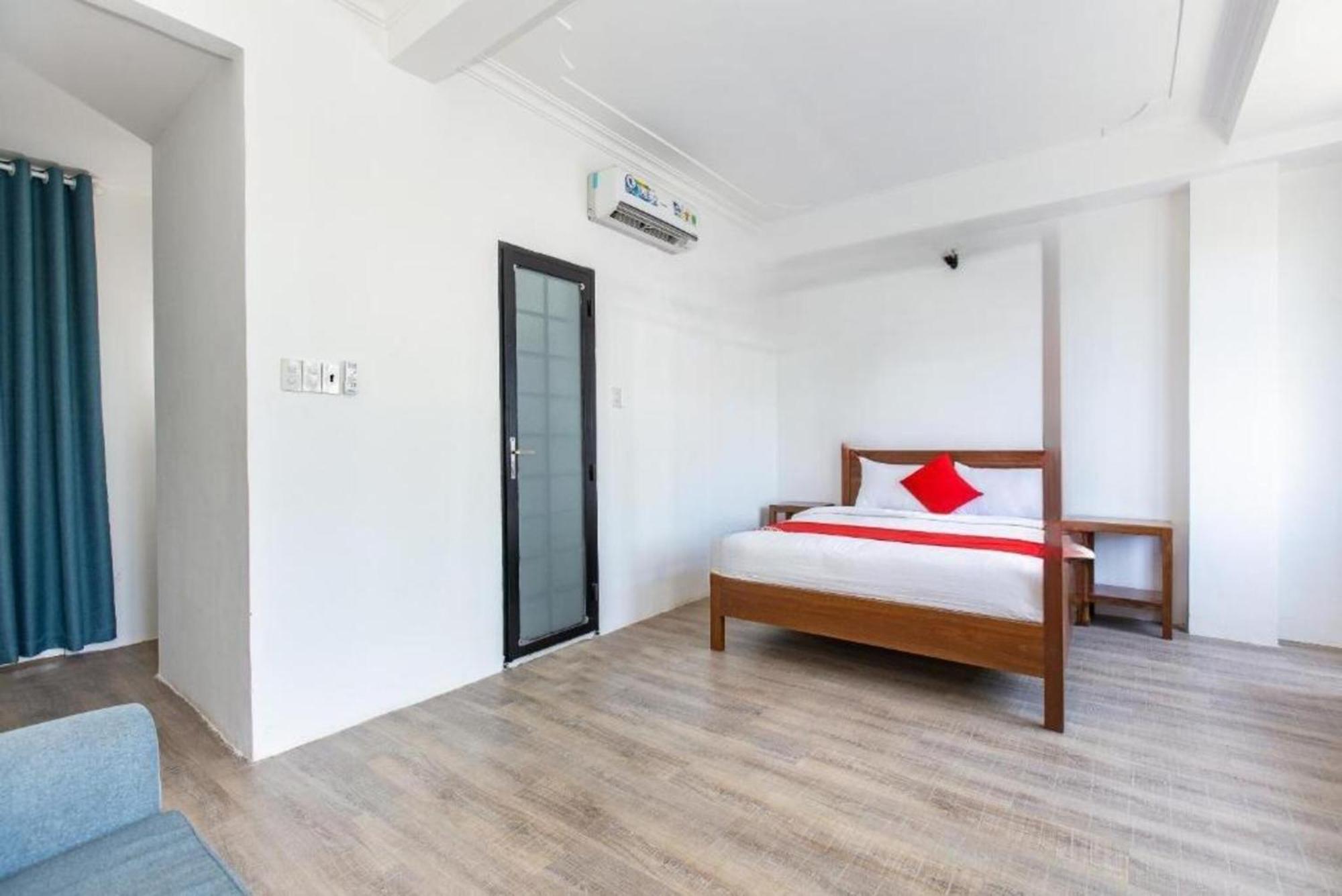 Gis Hotel Nha Trang & Motorbike Rental Esterno foto