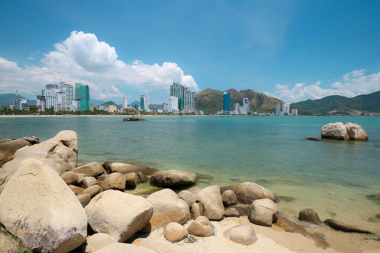 Gis Hotel Nha Trang & Motorbike Rental Esterno foto
